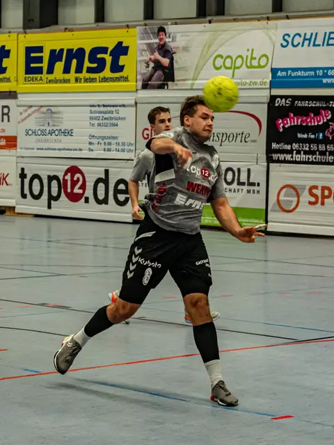 H1 - TuS Danzenberg II 25.01.20, Foto 35 von 53