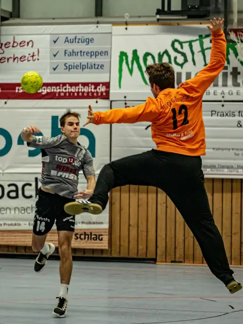 H1 - TuS Danzenberg II 25.01.20, Foto 42 von 53
