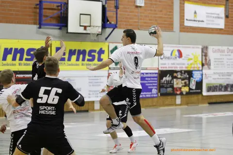 H1 - TV 05 Mülheim 03-11-18, Foto 2 von 31