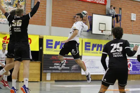 H1 - TV 05 Mülheim 03-11-18, Foto 7 von 31