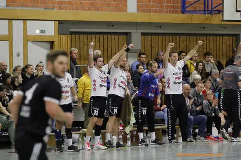H1 - TV 05 Mülheim 03-11-18, Foto 20 von 31