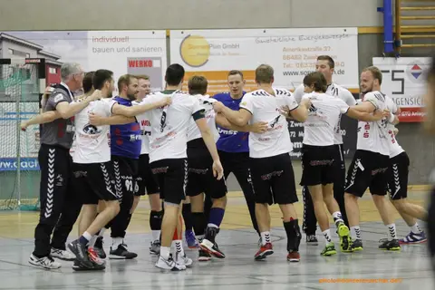 H1 - TV 05 Mülheim 03-11-18, Foto 30 von 31