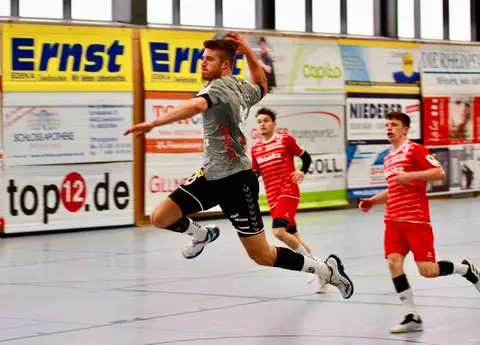 H1 - TV Gelnhausen 13-05-2021, Foto 1 von 29