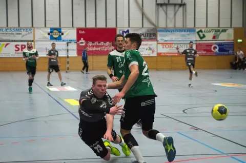 H1 - TV Hochdorf, Foto 4 von 43