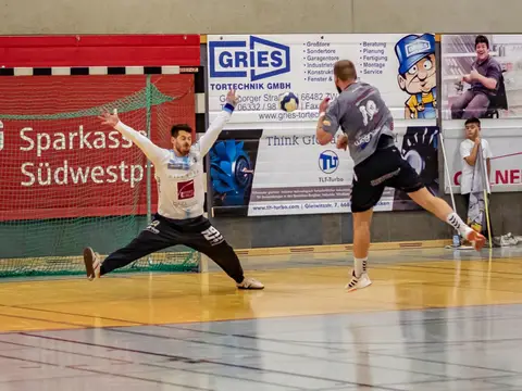 H1 - TV Mundenheim 14.12.19, Foto 28 von 82