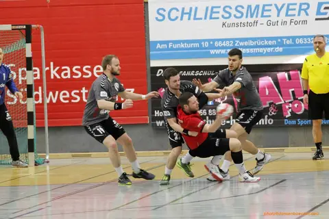 H1 - TV Offenbach 13-4-19, Foto 1 von 24