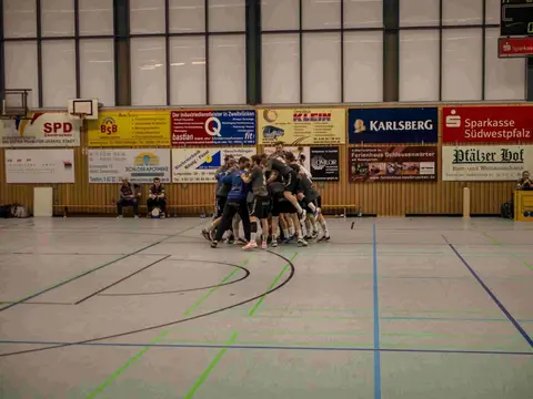 H1 - VTZ 10.03.2018, Foto 80 von 183