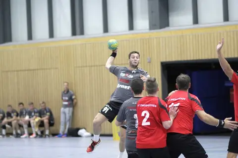 H1 - VTZ 2, Foto 1 von 30