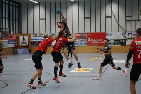 H1 - VTZ, Foto 43 von 135