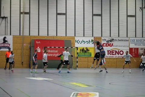 H1 - Wiesbaden, Foto 16 von 74