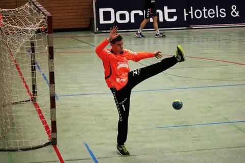 Korschenbroich - H1, Foto 2 von 23