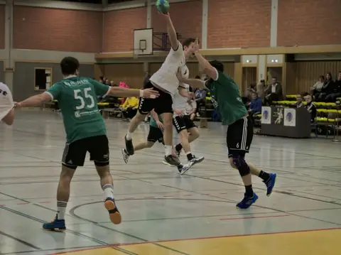 H2 - Brotdorf 3.2.2018, Foto 11 von 70