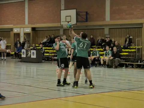 H2 - Brotdorf 3.2.2018, Foto 14 von 70