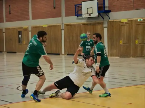 H2 - Brotdorf 3.2.2018, Foto 22 von 70