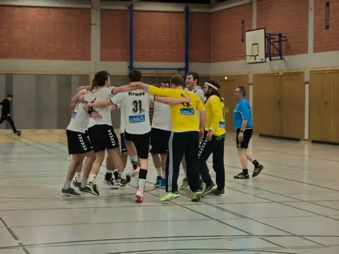 H2 - Brotdorf 3.2.2018, Foto 69 von 70