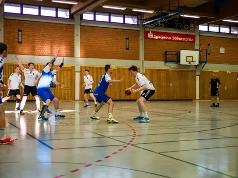 H2 - Niederwürzbach 07.04.18, Foto 18 von 58