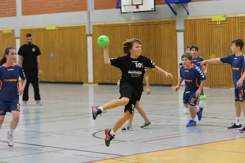 D2m - Saarbrücken, Foto 10 von 13