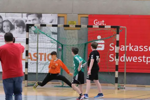 Dm - Brotdorf, Foto 13 von 96